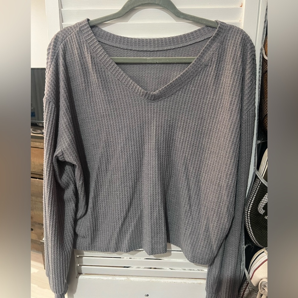 Grey Aéropostale sweater